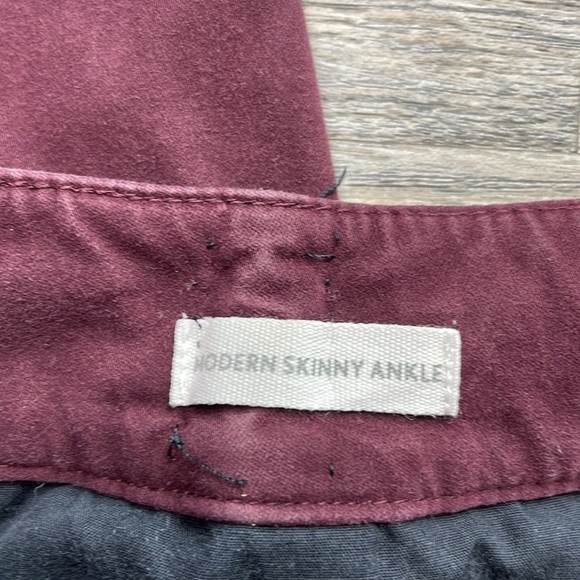 Loft Outlet Women’s Maroon, Wine, Mid Rise Modern Skinny Ankle Pants, size 6 - Picture 3 of 11
